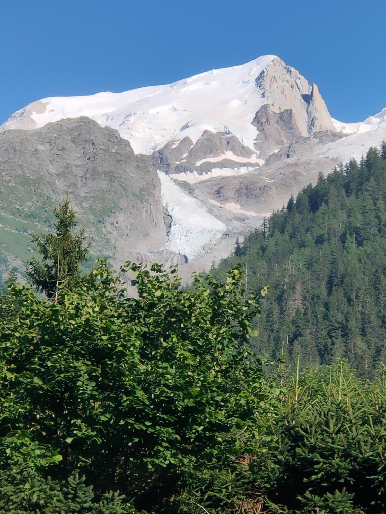 Beau Studio Dans La Vallee De Chamonix Les Trabets Bagian luar foto