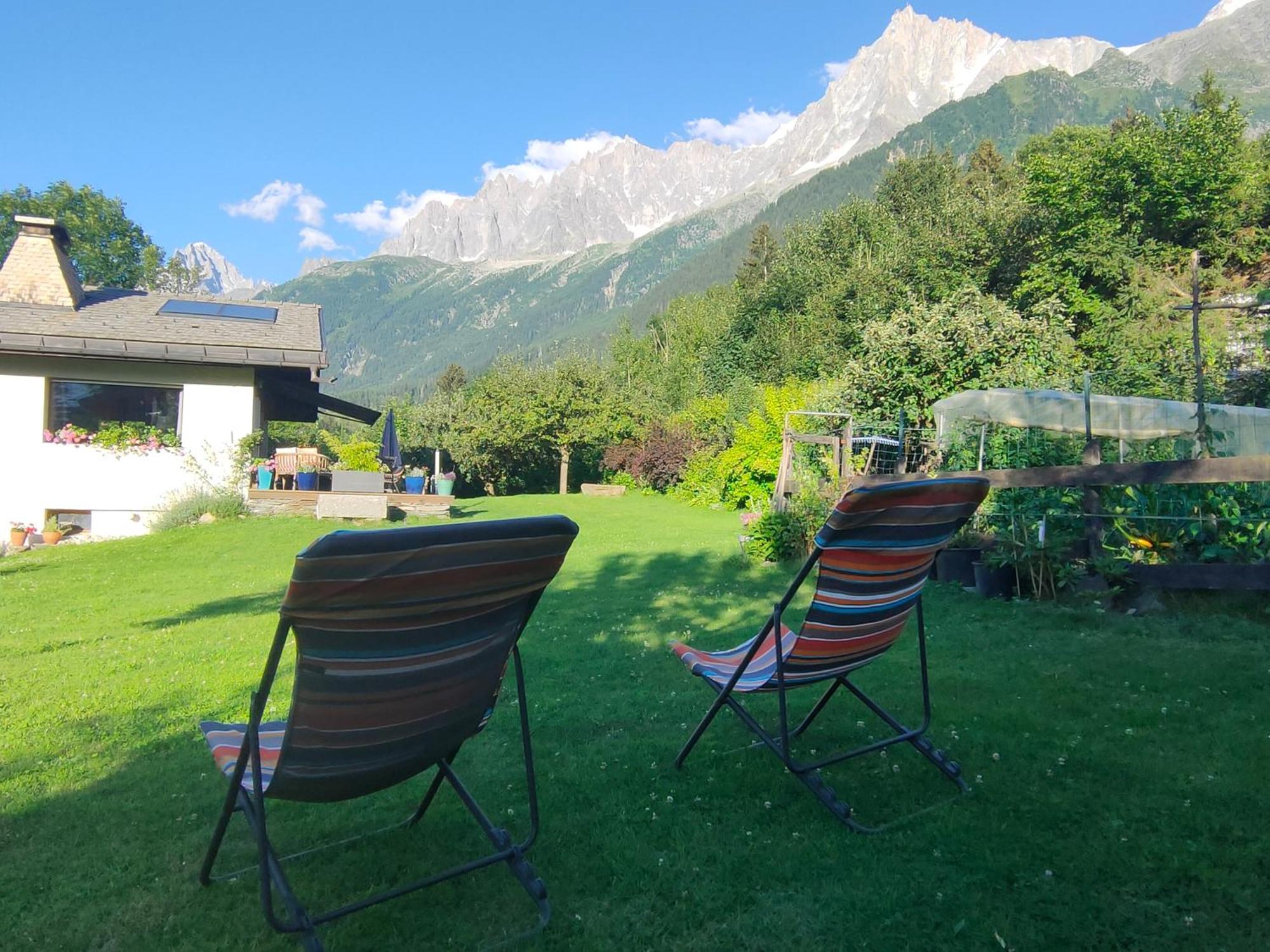 Beau Studio Dans La Vallee De Chamonix Les Trabets Bagian luar foto
